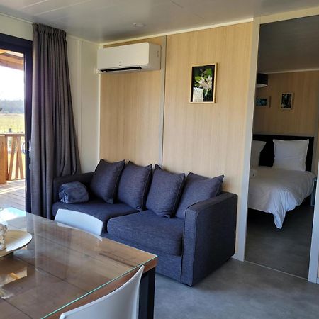 Les Chalets Du Moulin De Valade Condat-sur-Trincou Esterno foto